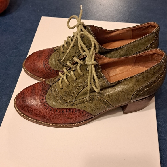 COPY - Jeffrey Campbell Williams Heeled Oxford-PLEASE Review pictures for condi… - Picture 3 of 10